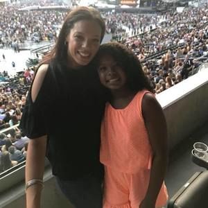 Meet your Posher, Cary